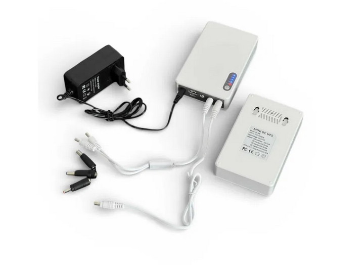 Mini UPS  QX-606 Джерело безперебійного живлення  білий 47 WH/20000 mAh до 8 годин роботи