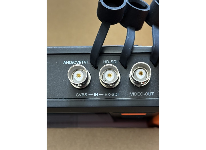 Сервісний монітор-тестер ET-IPCH12ADHS 8" – 8MP IP/CVI/TVI/AHD, POE, 12В, HDMI 4K, 8K H.265 Сервісний монітор-тестер ET-IPCH12ADHS 8" – 8MP IP/CVI/TVI/AHD, POE, 12В, HDMI 4K, 8K H.265