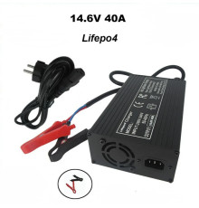 Потужний зарядний пристрій 40A 14,6В для LiFePO4 акумуляторів 12В з системами захисту
