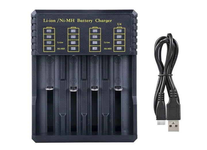 Зарядний пристрій Універсальний 18650 для акумуляторів 18650 21700 17500 16340 26650 AA AAA C 3.7 V Li-Ion та 1.2 V NI-MH/NI-CD